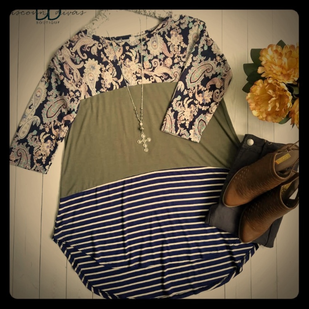 ✨Color block Tunic top 3/4 sleeves✨